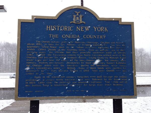 MMR_MattRyan's tweet image. Big fat snowflakes along the @NYSThruway in Central New York. #notspringyet #CNY