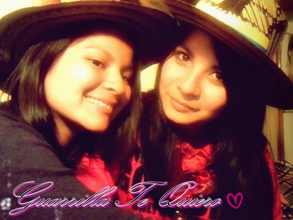 zuly_0225's tweet photo. @Vane_050 Princesa de un cuento  infinito... :) http://t.co/5S9Eyaosrk