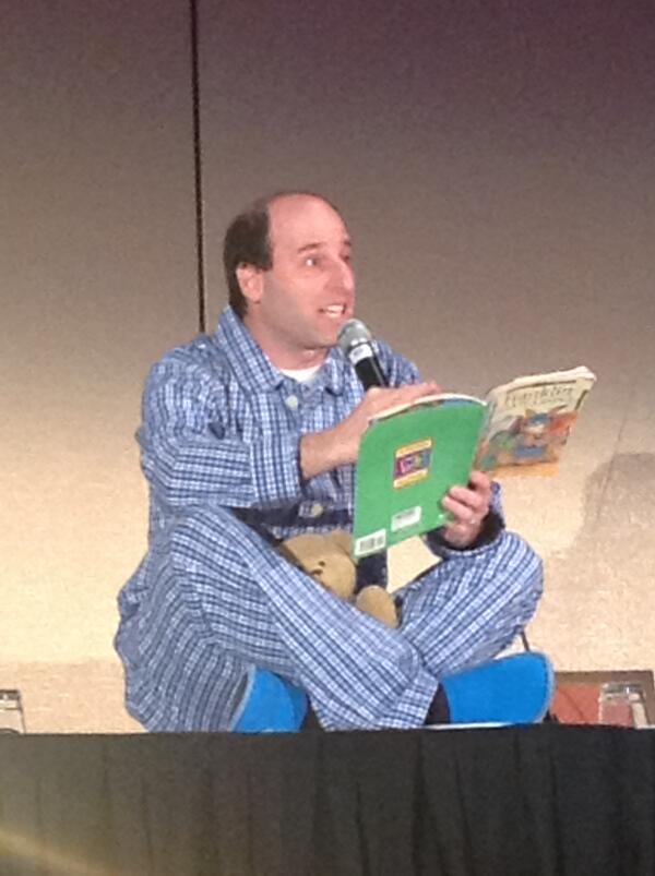 ldinstl_chimera's tweet image. Barry JOSEPH @MMMooshme reads a cautionary tale. Night! #dml2013