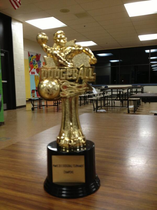 abiscuits2's tweet image. #Champs  @__TREYmendous @DerekDeMild3 @WALSHthedishes @RWOLFF3 @Wats_the_MATTer @benny_the_jettt #twitterlessrob