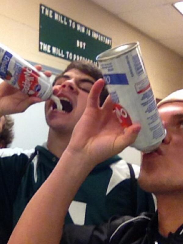 briar_stone's tweet photo. do whipped cream, not drugs @Hayd6 http://t.co/qbuqrydLrS