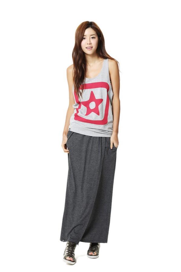 _starly's tweet image. 안녕하세요.로고나시 업데이트 됬어용
루즈하게 레이어드해서 입어보세용.편하고 착용감도 굿굿굿!!!