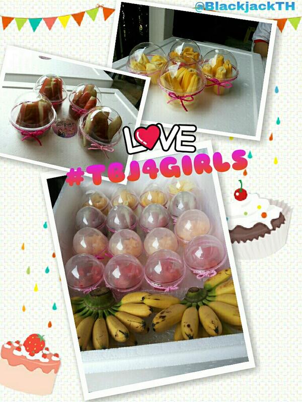 BlackjackTH's tweet image. [♥] ตอนนี้สต๊าฟกำลังอยู่ทีราชมังคลาเพื่อส่ง Food Support ให้กับ 2NE1 ทานตอนซ้อมอยู่ค่า