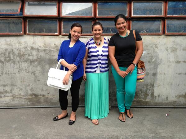 tulogboy's tweet photo. Great minds think alike! @filipinadiver @nekisnotnice @LiaManalac http://t.co/P15c4Dfh9o