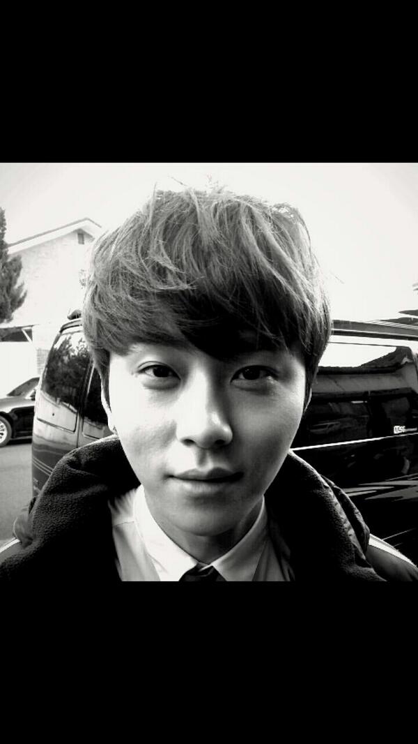 Joker891219's tweet image. 웃어임마..