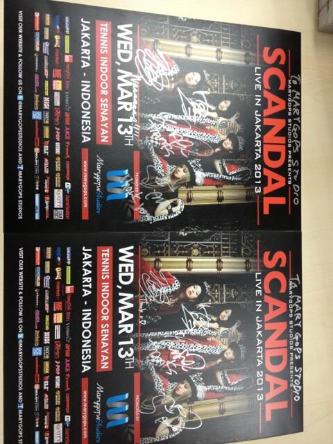 marygopsstudios's tweet photo. Ada yg mau poster #SCANDALJKT + ttd semua personilnya? Follow @marygopsstudios &amp; ikutin terus timeline kita! http://t.co/zYs6mw9ryv