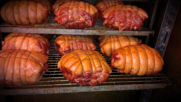 Slager achterham, clean label. Zonder toevoegingen. Ouderwets lekker!!!!!! En dat proef je