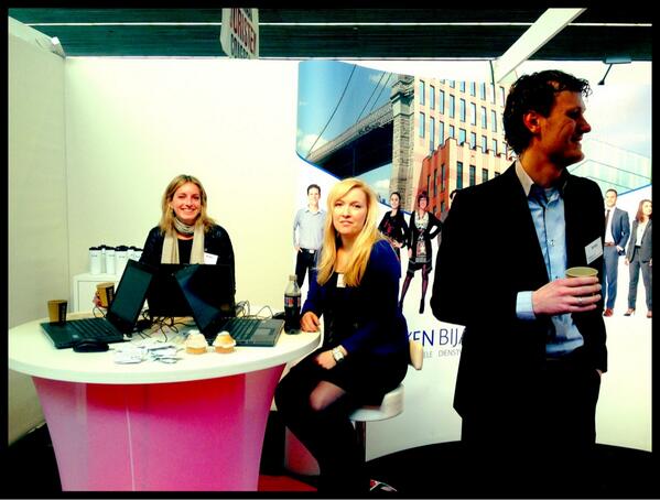 MissMonteque's tweet photo. Kom APG bezoeken op de Nationale Carrierebeurs 2013, stand 77, academische straat! http://t.co/npTwdJjQEy