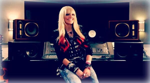 ofhertelepathy's tweet image. #RedTips (: