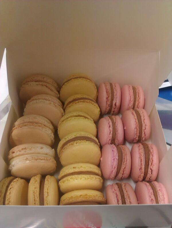 YORKCookerySch's tweet photo. “@MaxineYGordon: @yorkcookerysch our macaroons have arrived safely, thanks http://t.co/ETAhNz6scz” You're welcome! Enjoy!