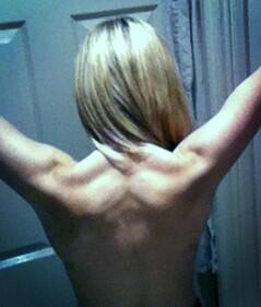 Miss_Fittie_'s tweet image. 1st #backslip so using it as my starting point as I haven't really focused on back too much! #putyourhandsup #picslip