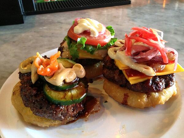 doublerock67's tweet photo. Fuku burger final 4 basketball slider special @FukuBurgerLA http://t.co/AVhU7ES8rt