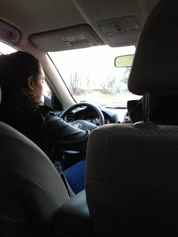 byAnders0n's tweet image. Get out the street.. #itsnotsafe #daisy #cantdrive