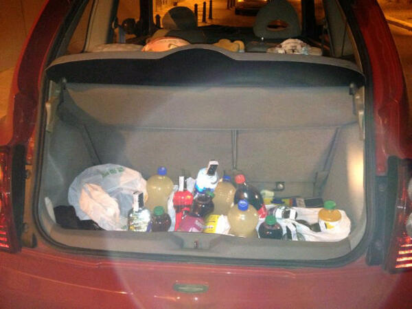 lauri306's tweet photo. RT @luciamo95 Ya preparadas para esta noche @CarmenLpez4 @kittyhoty @lauri306 http://t.co/Twhx9oK3mY