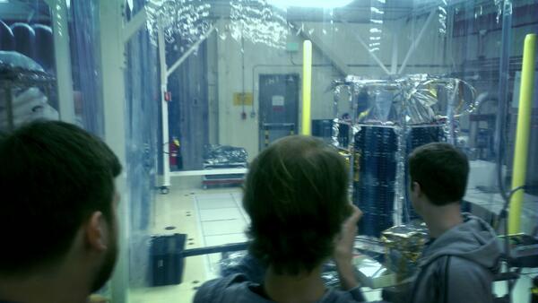 willolbrys's tweet photo. Took a break from #pycon to go to nasa's ames research center thx to @lisaamcgill for showing us #LADEE http://t.co/1po64YV4QK