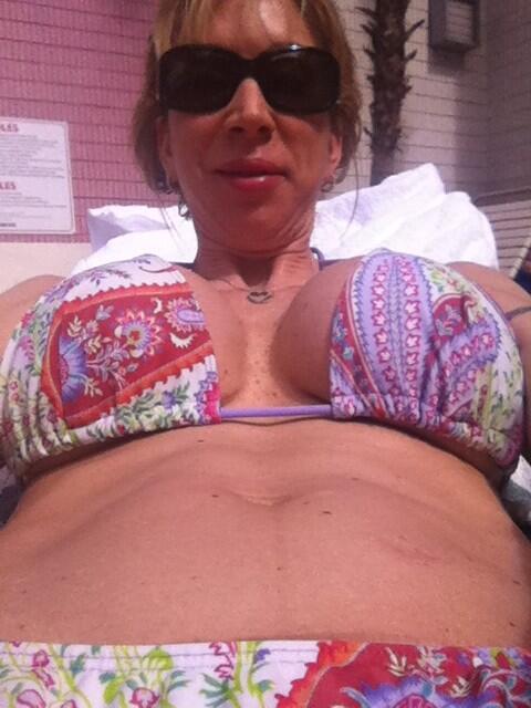 Hanging at the pool http://t.co/DDIO0vX17m