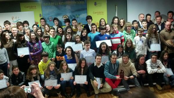 CNCamargo's tweet photo. Finaliza la Gala de la Natacion Cántabra con grandes éxitos. Enhorabuena!!!! http://t.co/4WrcBWB4R6