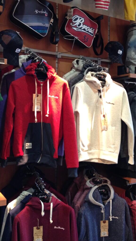 Brossjeans's tweet photo. New Arrivals!
#winter013
#livethefun http://t.co/byCgRgwgmx