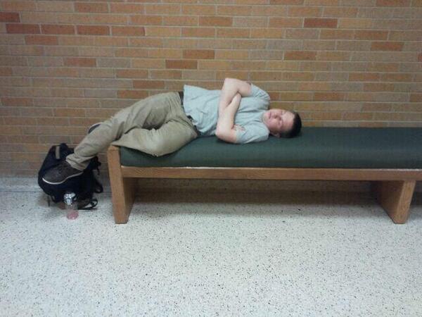 ByuSleeps's tweet photo. Too tired to make it all the way across the bench, it's okay. #ByuSleeps http://t.co/mDm5tQMyD6