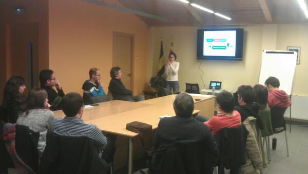 gilcuca's tweet photo. Interessant i llarga jornada autoformativa del GL Osona de @SomEnergia per coneixer la cooperativa a fons! Seguim!! http://t.co/LtZIUMR1wP