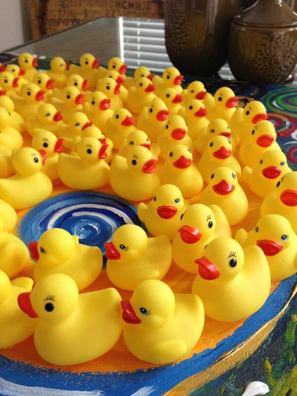 TheRogueArt's tweet photo. I keep my ducks in a row http://t.co/DeqbeVzAwv