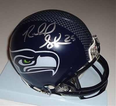 12th_Army's tweet photo. Every shirt you buy from http://t.co/aQP1ApmT4U until 4/15 gets you an entry to win this autographed mini helmet. http://t.co/Bgyi5T8EJd