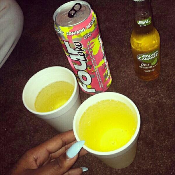 AsianDaBrattt's tweet photo. Before #SpringFling2k13 http://t.co/Pxudiz6g3L
