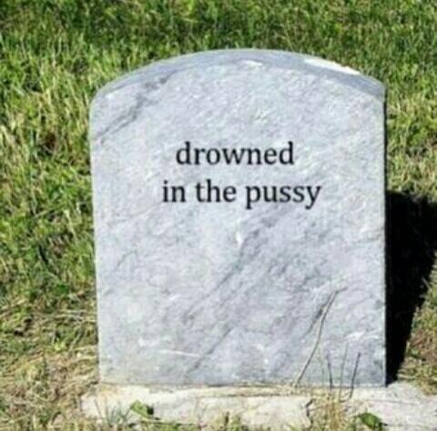 RedmanBerto's tweet photo. R.I.P. Lil Wayne. He didn't swim to the butt http://t.co/DL3w3i4csq