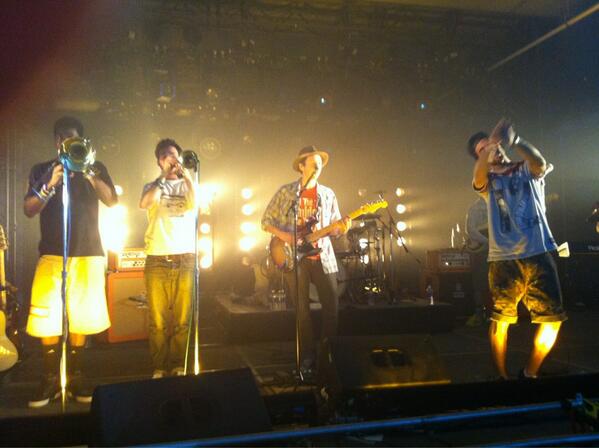 BrothaMiles's tweet image. And now these guys! Inside is quiet! @CameronAtSXSW