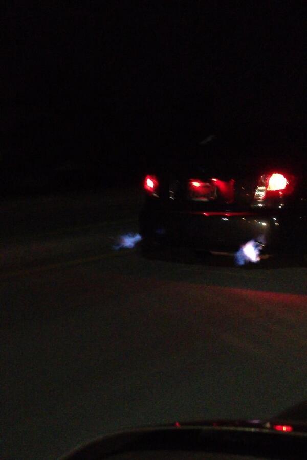Jaase's tweet photo. Drive right behind me. I dare you. http://t.co/i30UFKfouz