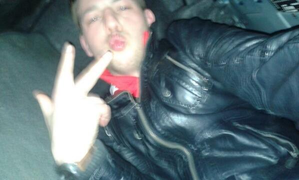jonhnyboy90's tweet photo. Gefeliciteerd! @Igorkal xoxoxoxoxox http://t.co/htNo7Oj2iK