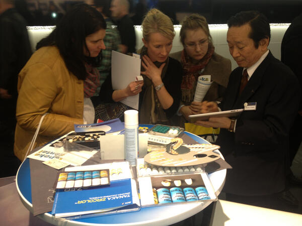 ProfAsamiTanaka's tweet photo. #ZEPconcept #IDS2013 - THE EUROPEAN LAUNCH OF THE ZโขEPโข CONCEPT http://t.co/XV2lc3OpYD