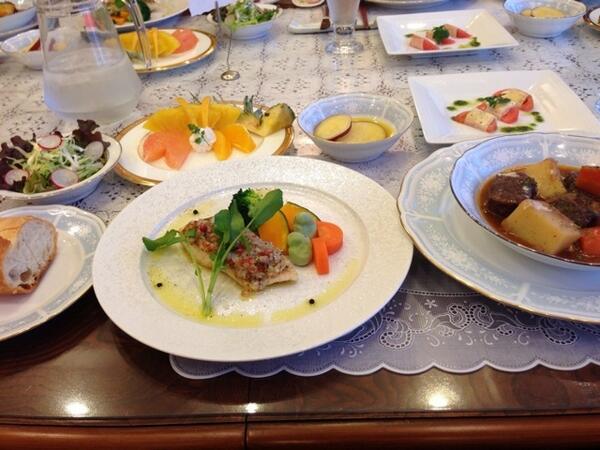 goronauzer111's tweet photo. みなさん、ありがとうございます(o^^o)早速美味しい料理に癒されてます♪♪♪ http://t.co/X8YEOklsvE