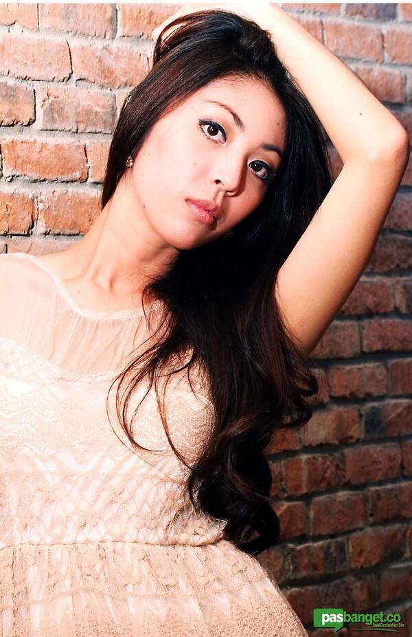MEDANBexxanesia's tweet photo. #sharepict @BEXXA_E *tag @MEDANelenAddict  @ElenAddict  @ElenAddict_OFC @LPG_ElenaAddict @BEXXA_ChiBi http://t.co/rDkHnZeroN