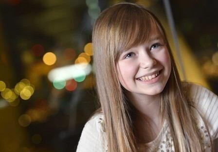 Ayano このイギリス人シンガー知ってるかで 100rt目指そーっと W Http T Co K2vyikg4rv