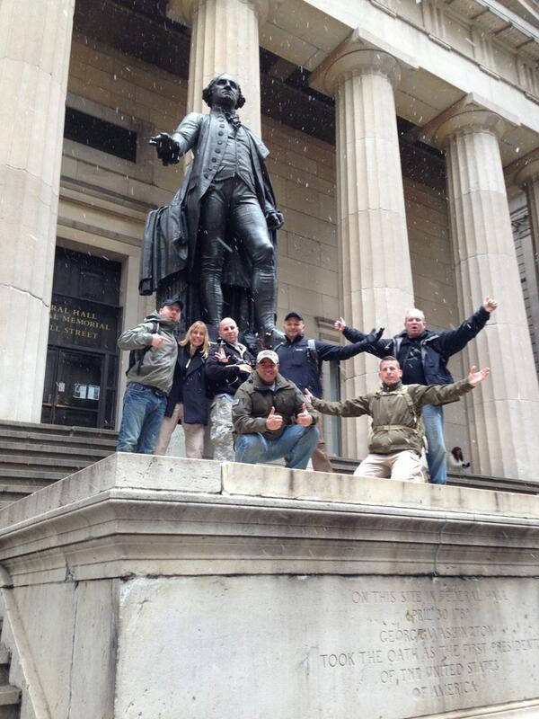 TeamSNAFU's tweet photo. @cadresilver #TeamSNAFU Federal Hall http://t.co/Db8XuIt3wM