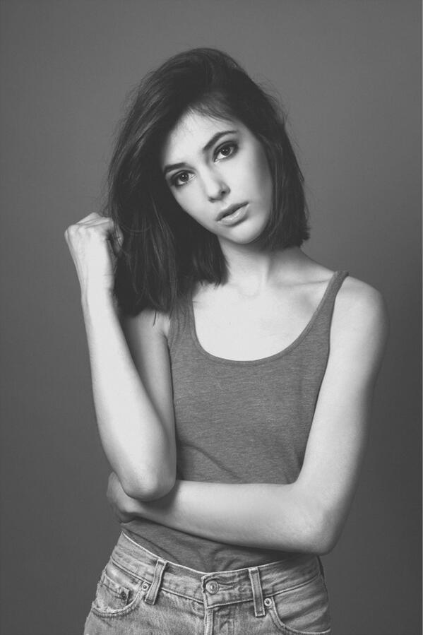 Annaelagri's tweet photo. First shoot With straight hair!!!
#shooting #hmodel #fashion @models http://t.co/bF8Z39bMuP