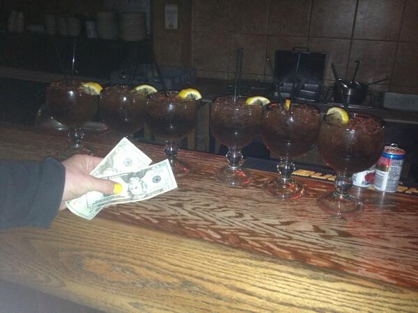 benjimenk's tweet image. Bonzers home of the strong islands #knockOutpower