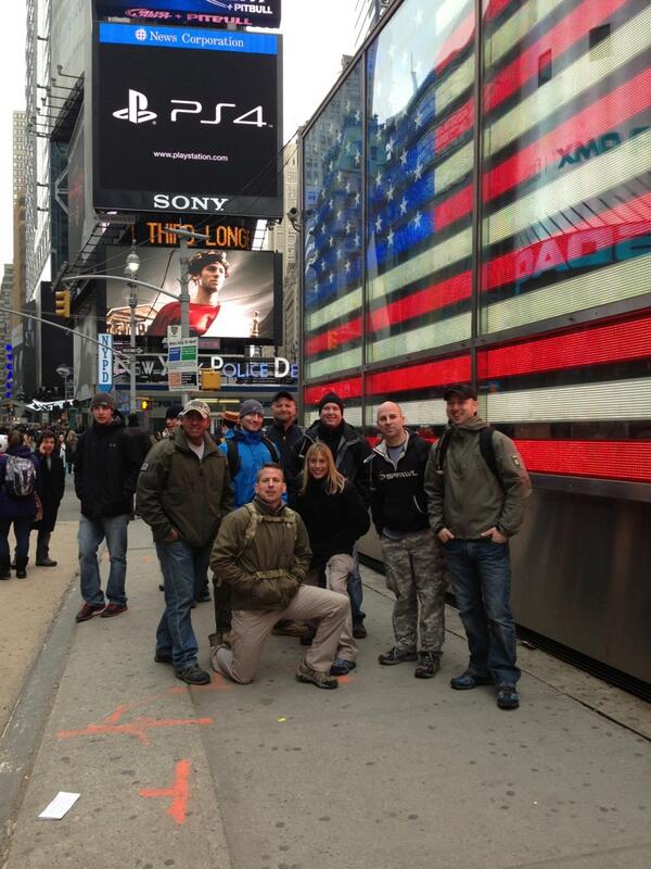 TeamSNAFU's tweet photo. @cadresilver #TeamSNAFU Times Square. 'Merrica http://t.co/AvwVGH25xT