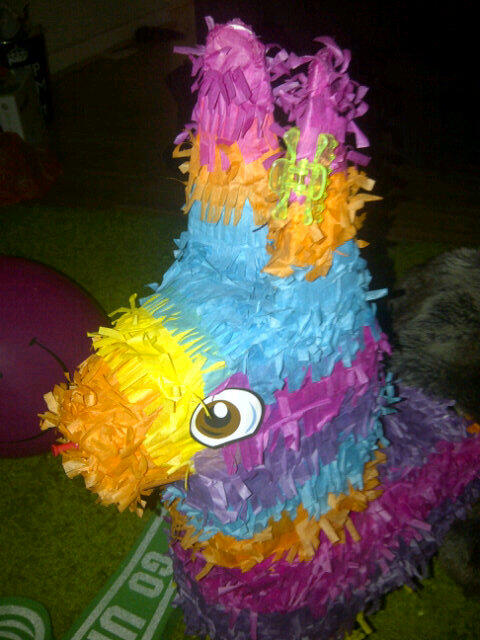 Buro Piñata tweet media