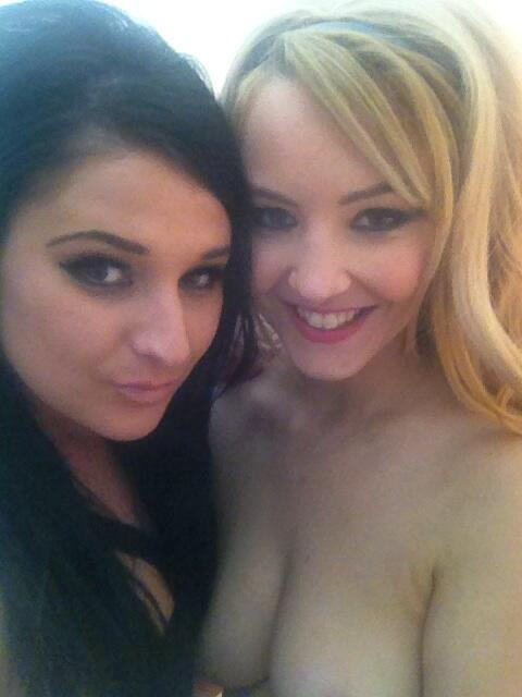 Me and @nicola87x for @katiesno1fans xxx http://t.co/NWKv7RE7KH<a class="tags" target="_blank" title="On Twitter" href="/?out=eyJ0eXAiOiJKV1QiLCJhbGciOiJIUzUxMiJ9.eyJpYXQiOjE3MjE1NjAzNzYsImlzcyI6InR3cG9ybnN0YXJzLmNvbSIsIm5iZiI6MTcyMTU2MDM3NiwiZXhwIjoxNzUzMDk2Mzc2LCJyZWRpcmVjdF91cmwiOiJodHRwczovL3R3aXR0ZXIuY29tL25pY29sYTg3eCJ9.wcyWJMGf-l_TViI1Nlo4zddNZga1GljmNeMvlosz1Hj95cwXhynwBdYmacMzgmfNei261vC6_PuJlFPdDYB6Lw">@nicola87x</a><a class="tags" target="_blank" title="On Twitter" href="/?out=eyJ0eXAiOiJKV1QiLCJhbGciOiJIUzUxMiJ9.eyJpYXQiOjE3MjE1NjAzNzYsImlzcyI6InR3cG9ybnN0YXJzLmNvbSIsIm5iZiI6MTcyMTU2MDM3NiwiZXhwIjoxNzUzMDk2Mzc2LCJyZWRpcmVjdF91cmwiOiJodHRwczovL3R3aXR0ZXIuY29tL2thdGllc25vMWZhbnMifQ.N7xuDpRMmEkO4jEP7f3K3SZU1tc5P_F_1iyZacTNmK3AG37t7mZYC6d5mgvLR2YLqXUbqTHLQS80ui15Ny3fjA">@katiesno1fans</a><a href="/tag/sexyasfuck"class="tags"><span>#sexyasfuck</span></a><a href="/tag/bignaturalboobs"class="tags"><span>#bignaturalboobs</span></a>