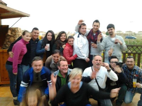 robergonzalez88's tweet photo. @DiscpulosdeMarc y bab-aruj http://t.co/qZcrXMzCjN