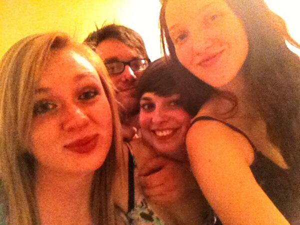 allie_dalliie's tweet photo. Last night during the drunk with @jailbait__ , @alyss_um & @Feint_Bass #swaggusout :) http://t.co/6bEAlush32