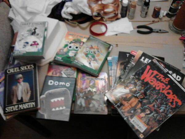 hexterah's tweet photo. My 2nd and Charles haul from today. I love that store w/ all my <3. 7 guides for pins, GHOSTBUSTERS CARTOON, etc. http://t.co/xD3RDzkcF5