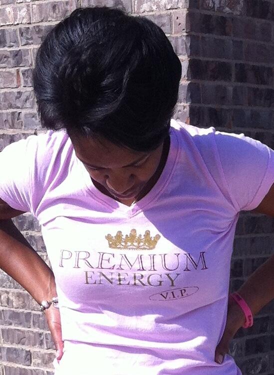 VIPpremium's tweet photo. She just came outside in it and sent us a pic!! @colapop #premium #tshirt #Women #biotin http://t.co/poO3rQySsK