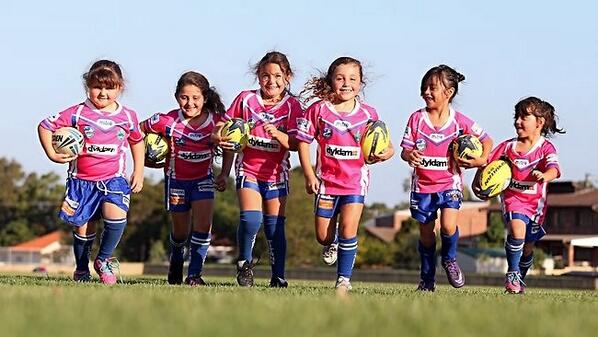 AirlieWalsh's tweet image. Sunday morning sport with these little legends. Gave the boys a hammering! Fun story airing on #WeekendToday soon.