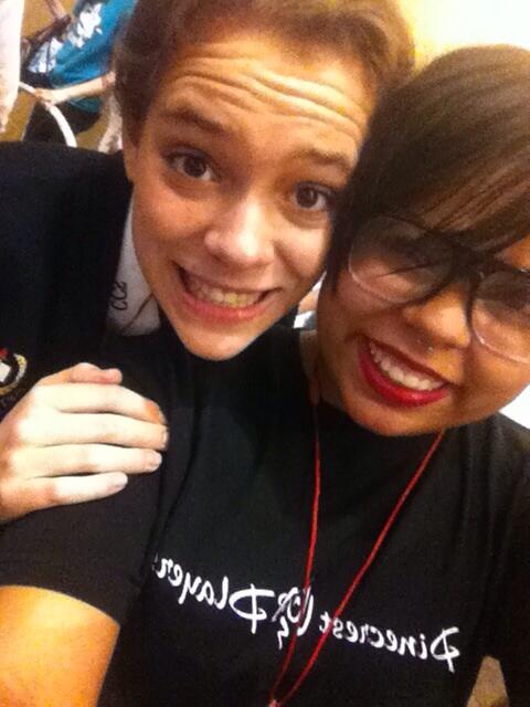 DejaNicolee's tweet image. MARY KATHERINE AKA MPD MOST PERFECT DIRECTIONER. I LOVE HER. #directionerproblems #bonding #irrelevanthashtags