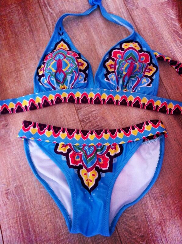 Bikini voor meiden van 10-16 jaar Victoria Secret look a Like.  info@millie-mellie.nl