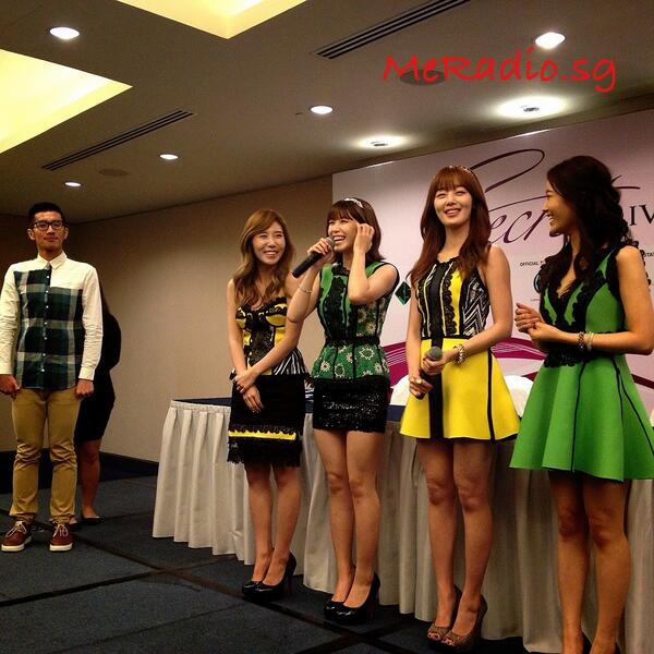 Y.E.S. 933 Jiafa hosted SECRET fan 