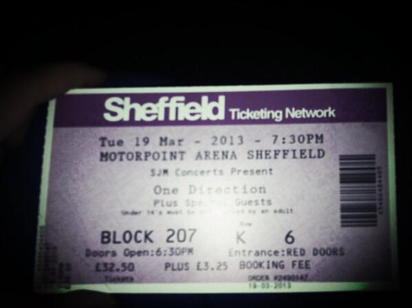 CadmanHannah's tweet photo. 2 days to go #1D here I come #amazing http://t.co/hXq4Ycgt1A